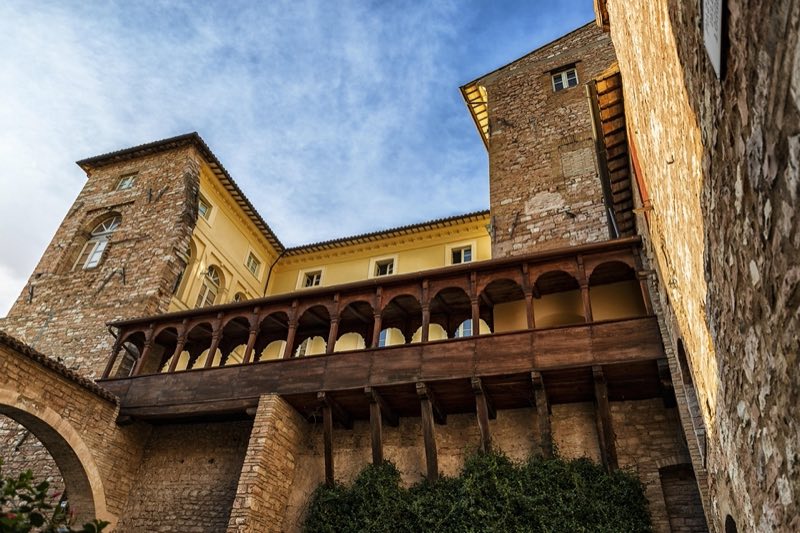 Una loggia sulle mura